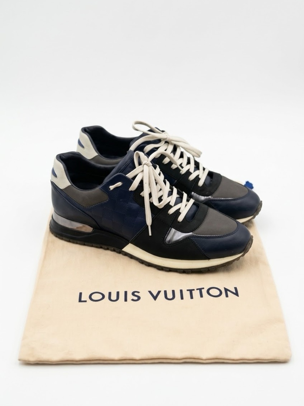 Louis Vuitton Run Away Men’s Navy Low-Top Sneakers Size US 7.5